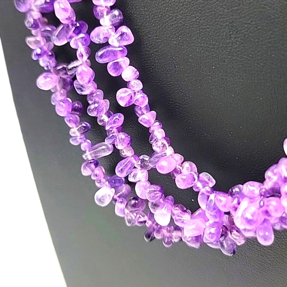 435.00 Cts Natural Untreated 3 Strand Purple Amethyst Beads Gemstone Necklace - Picture 4 of 7